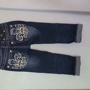Miss me cuffed capri sz 27blye jeans womans fleur di lis